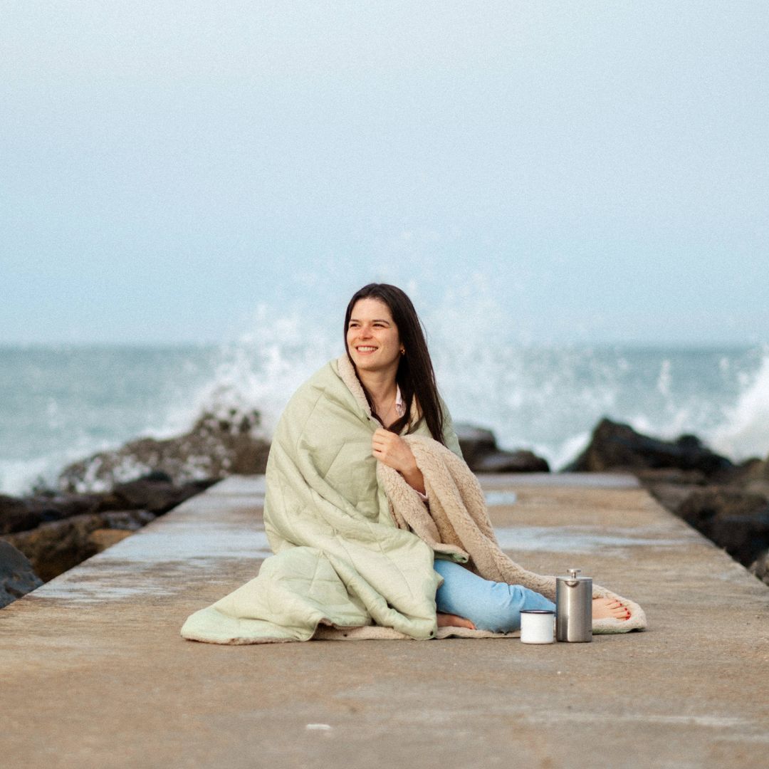 Outdoor blanket soft, large & recycled