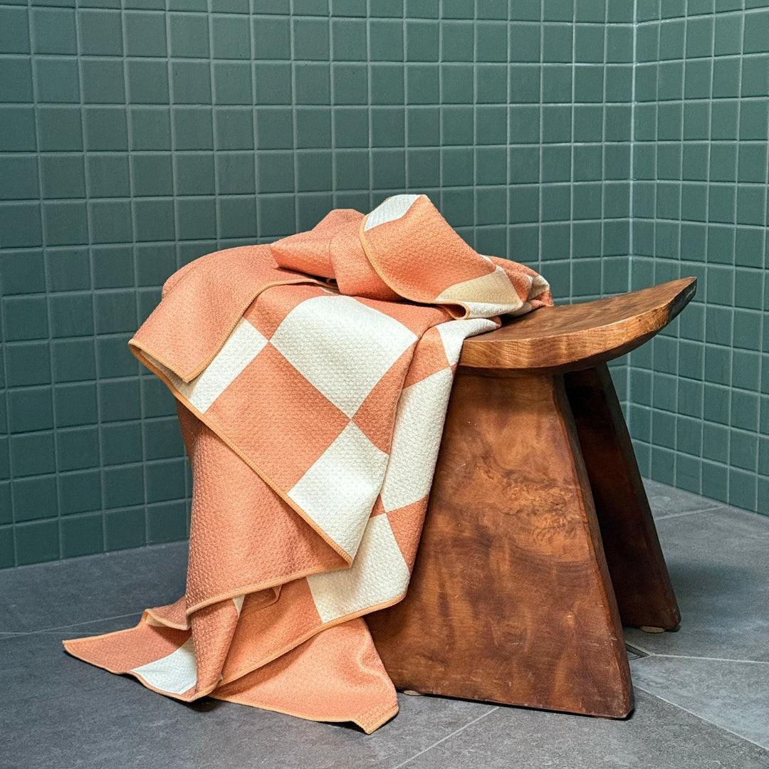 Travel towel 180x90cm large, quick-drying & recycled